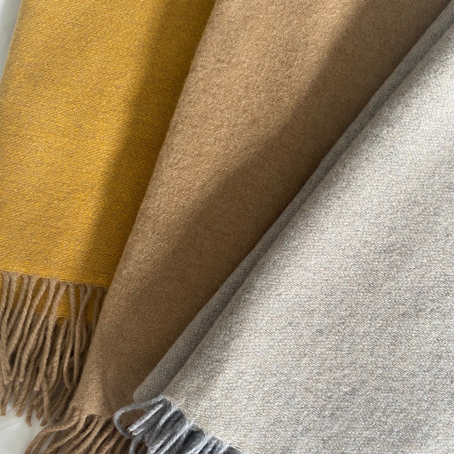 Luxury Cashmere Throw - Goldstone and Camel