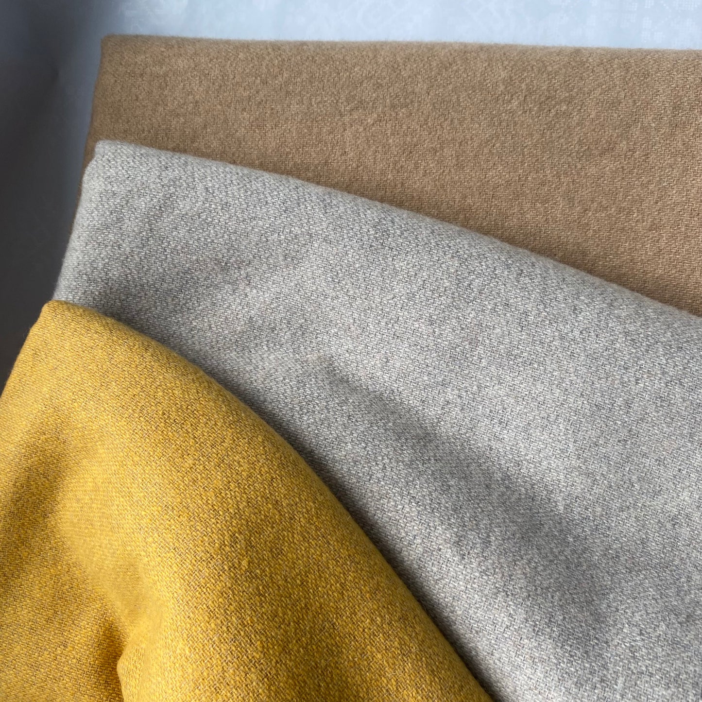 Luxury Cashmere Throw - Classic Camel